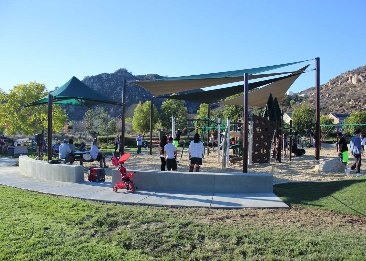 Commercial Shade Umbrellas - Pacific Play Systems